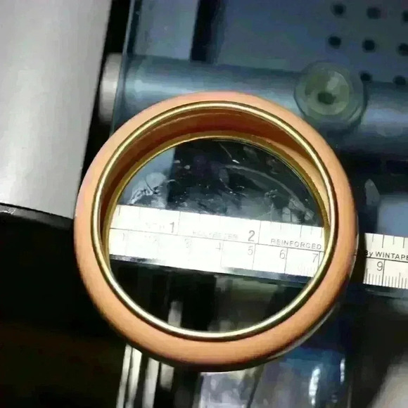 Just Peachy-3" Diameter Peach Domed Bracelet and Acrylic Bead Necklace62" - Picture 4 of 5